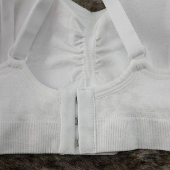 Under Control Woman's Maternity White Nursing Bra Size Small - Picture 7 of 8